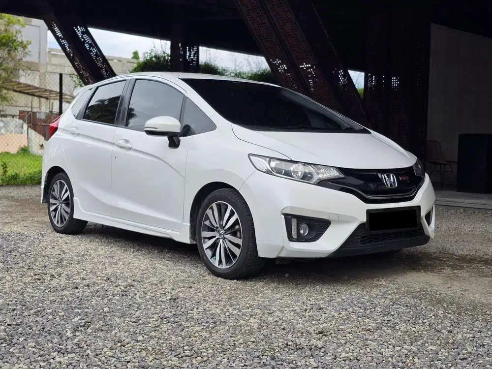 Honda Jazz RS CVT 2015 LOW KM