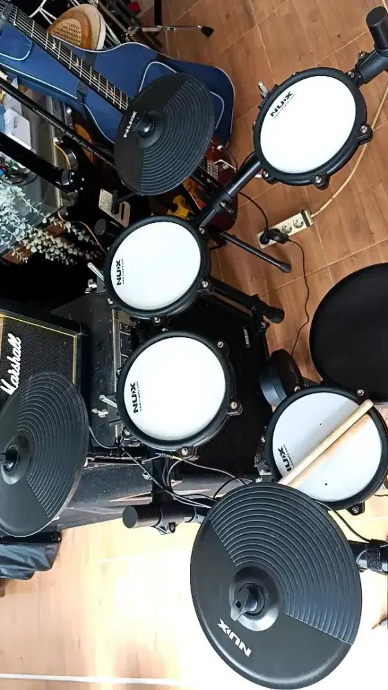 DRUMB ELEKTRIK NUX DM210. BONUS PEDAL DAN KURSI