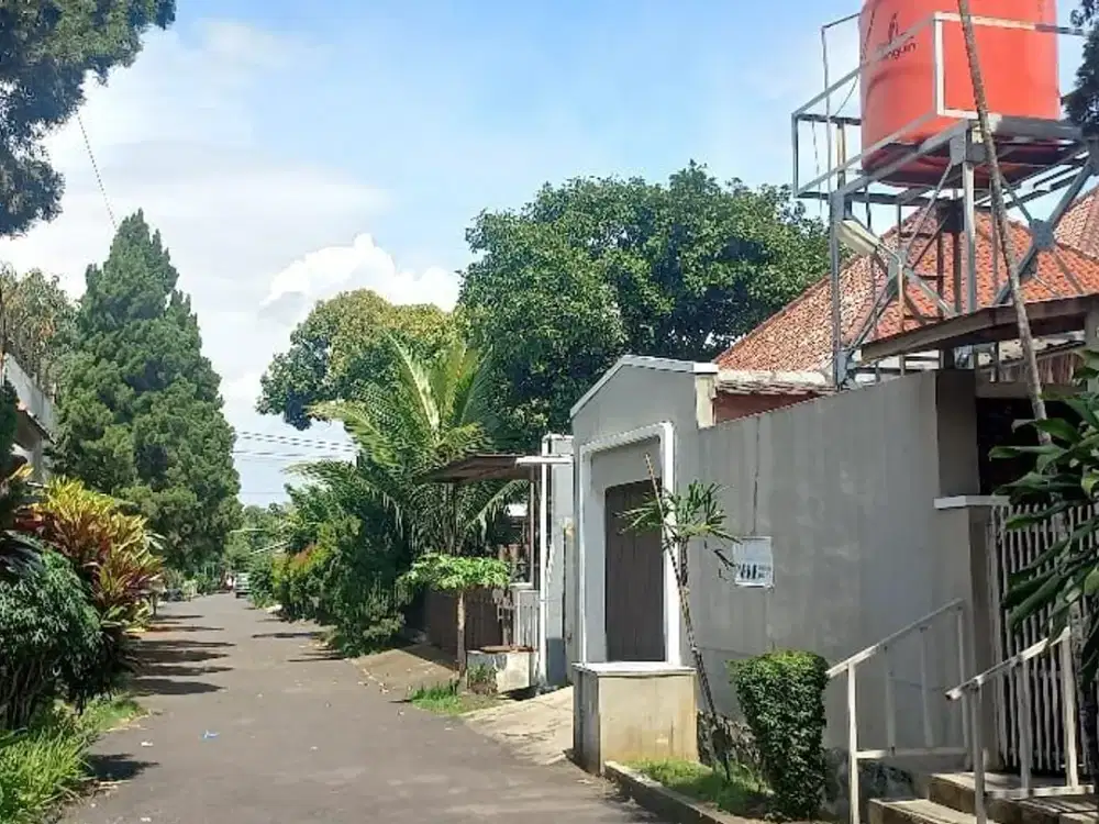 DIJUAL Rumah Terawat di Kawasan Elite GOLF ARCAMANIK Akses mudah ke ANTAPANI /SOEKARNO HATTA Bandung