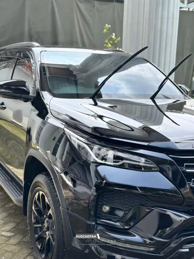 Fortuner 2.8 GR 2023 4x2 A/T