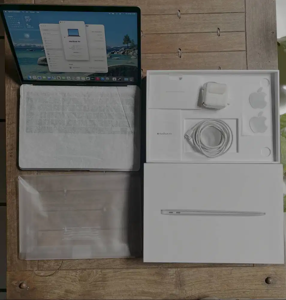 Macbook Air M1 8 GB/256 GB Fullset Mulus