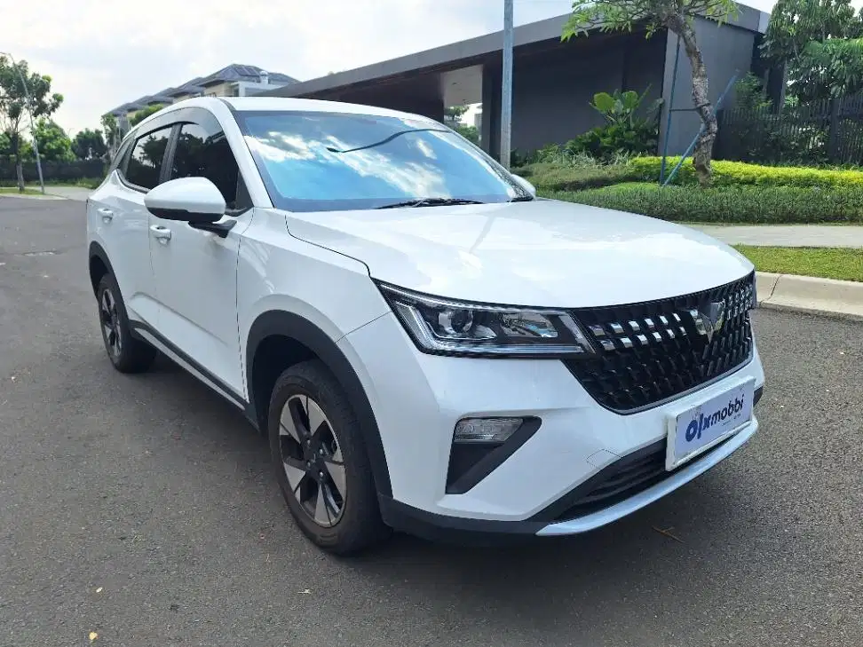 DP MURAH Wuling Alvez 1.5 CE Bensin-AT 2023 Putih CPZSB