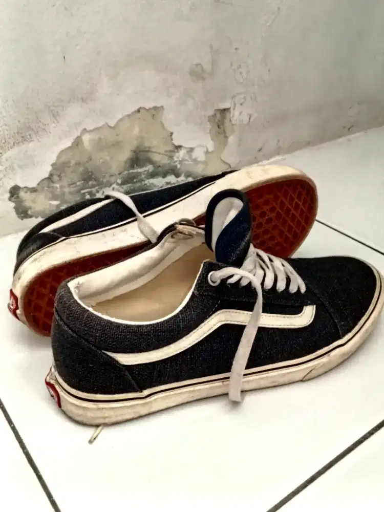 Forsale Vans  Ua old school blue denim