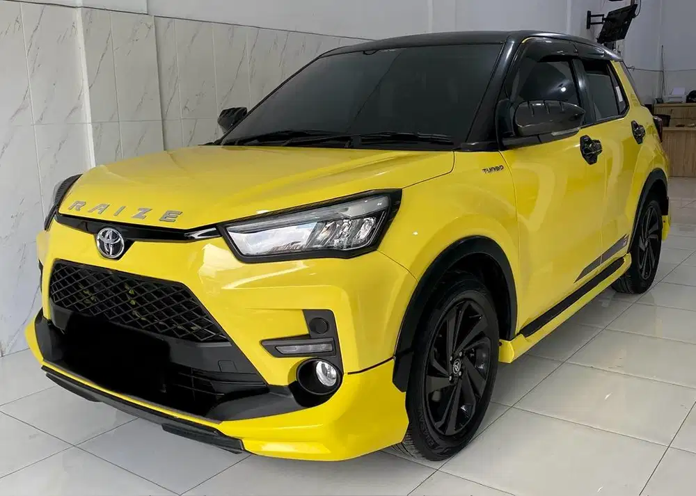 (DP 27 JUTA) Raize GR CVT 2022 Kuning 2021 2023