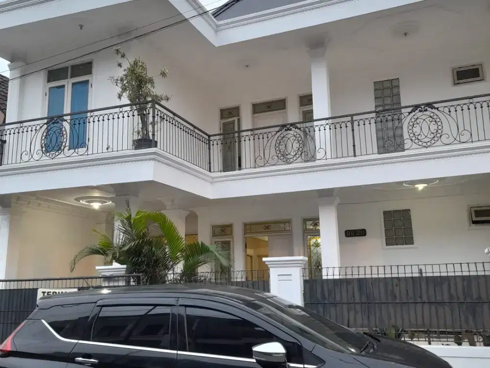 Rumah Cantik Mewah di Griya Loka BSD Siap Huni