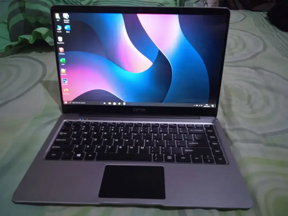 Laptop Super Slim Keren. Body Full Metal. Bisa Buat Desain