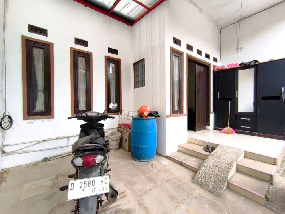 rumah siap huni lt72/50 harga370jt dekat stasiun di komplek cibiru bandung