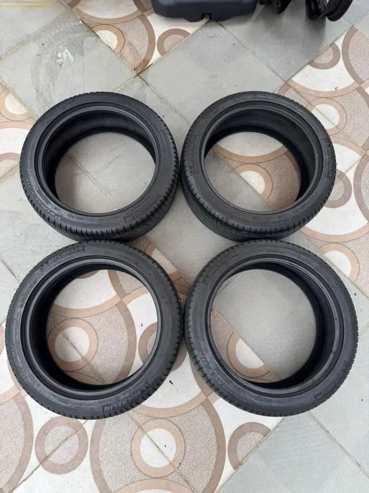 Ban Bekas Michelin Primacy HP 215/40 R17 Mint Condition