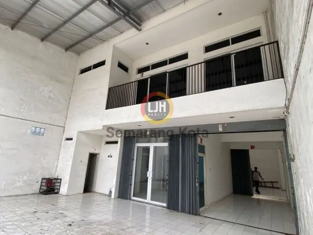 Ruko bagus di jalan Gatot Subroto