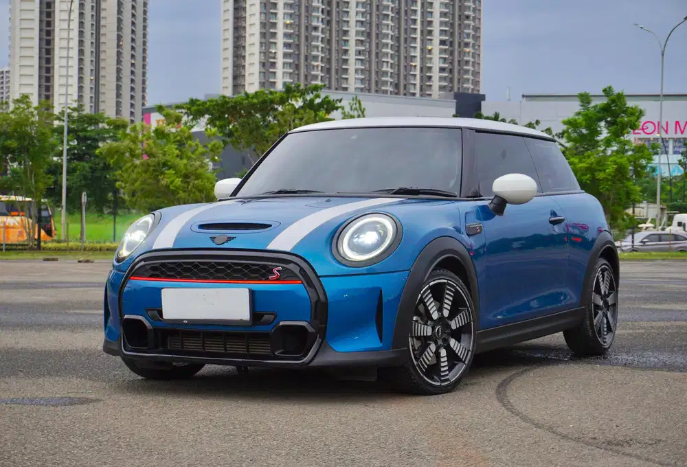 Mini Cooper S F56 
Facelift B48 2021