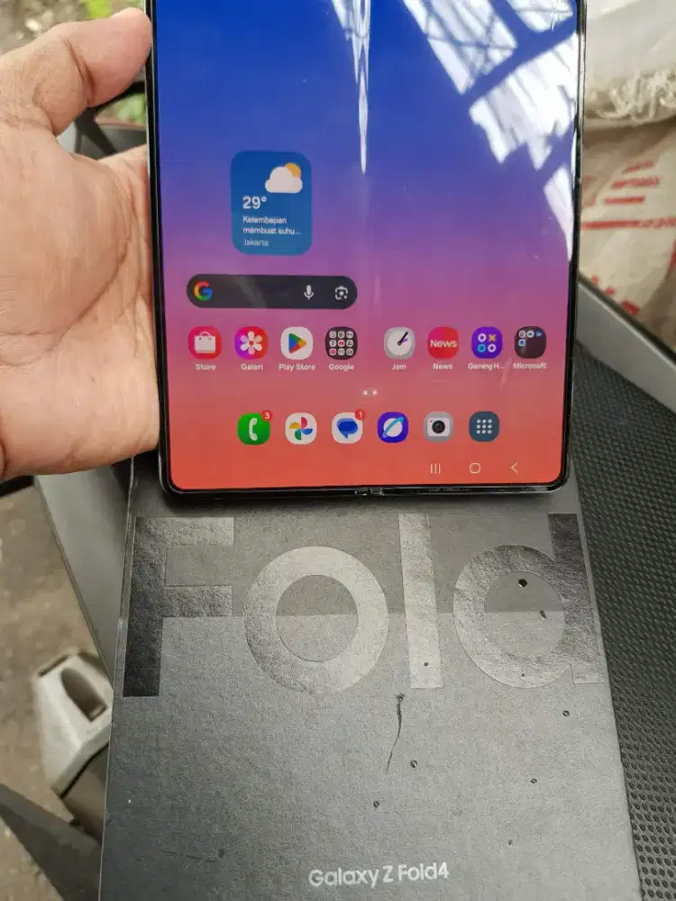 Samsung Z Fold 4 Ram 12 / 256 Resmi
