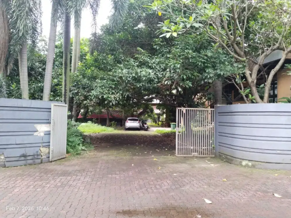 Dijual Rumah Lama Hitung Tanah Luas Strategis Di Pejaten Jaksel