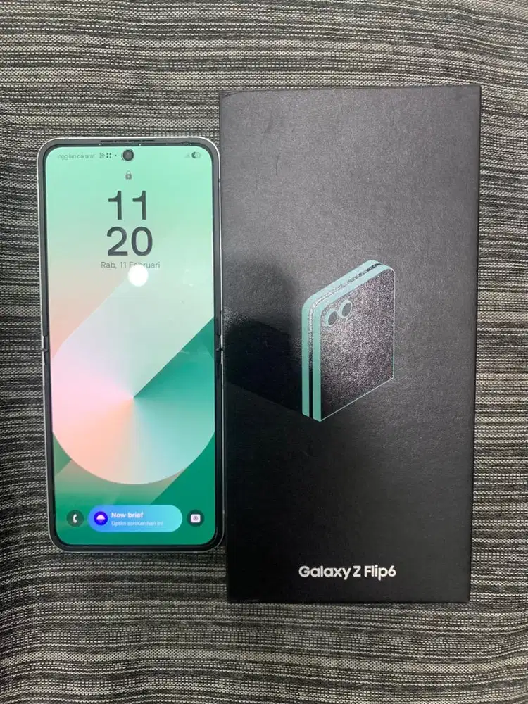 Samsung ZFlip6 12/256GB