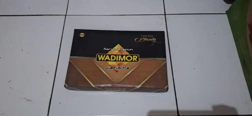 Sarung Baru Wadimor