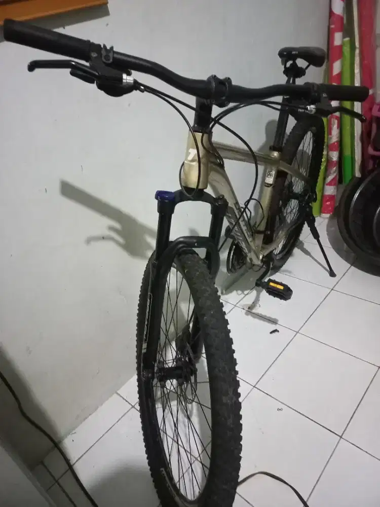 Sepeda Gunung MTB 27.5 Inch United Detroit SV