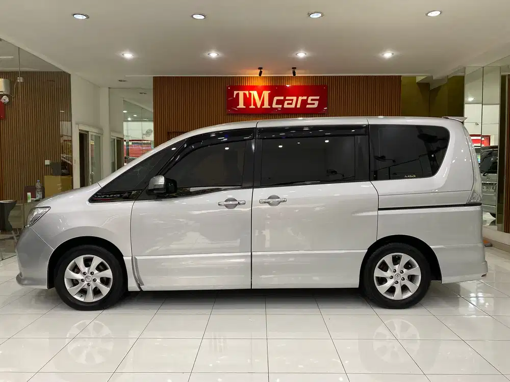 Nissan Serena 2014 Bensin