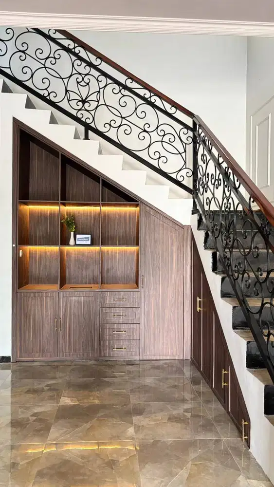 LEMARI BAWAH TANGGA KEKINIAN, CUSTOM