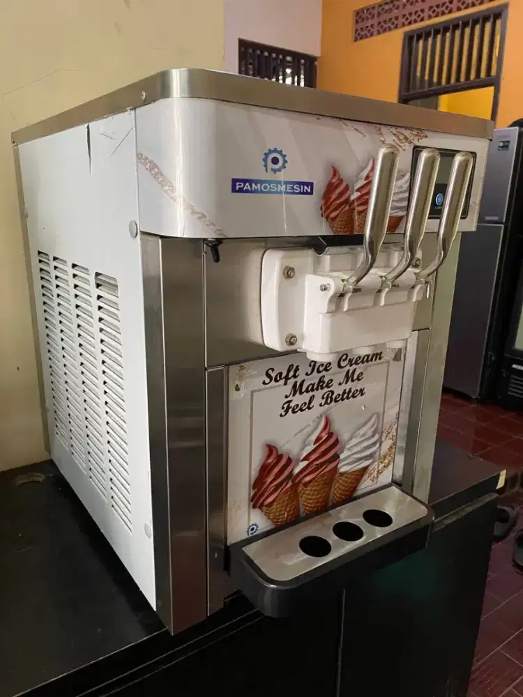 Mesin eskrim Pamosroom