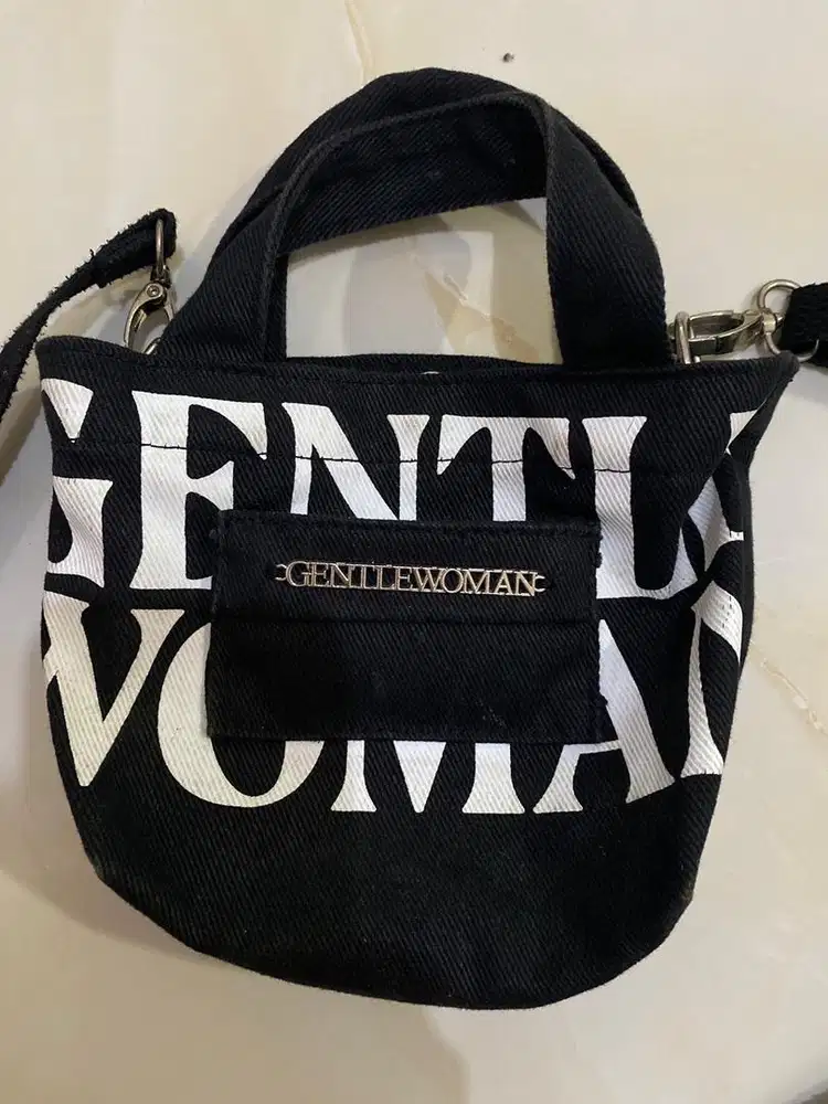 Gentle Woman Ori Sling Bag