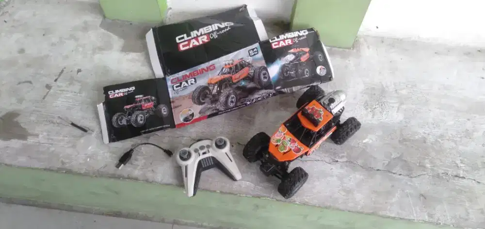 Di jual mainan anak asli dan ORI  mobil remot ada musik,suara dll