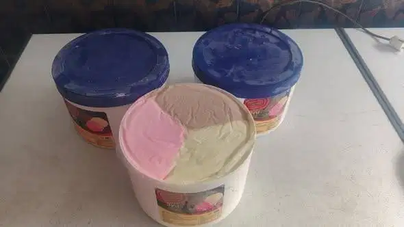 JUAL ES KRIM AICE KELILING