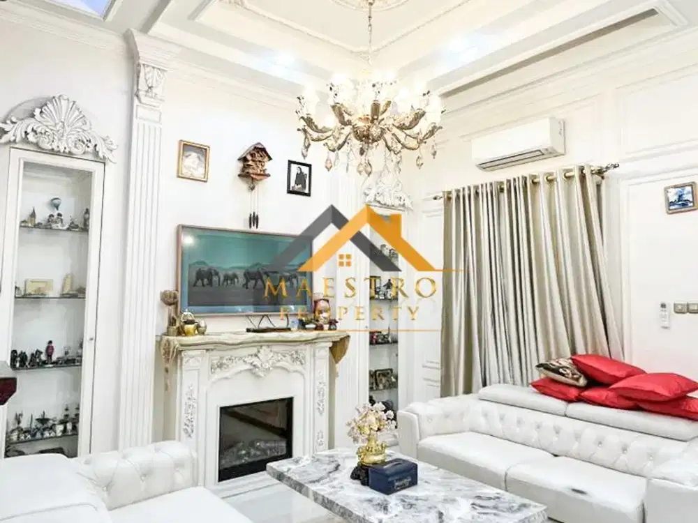 Dijual Rumah 2.5 Tingkat Kondisi Siap Huni Lux Komplek Cemara Asri