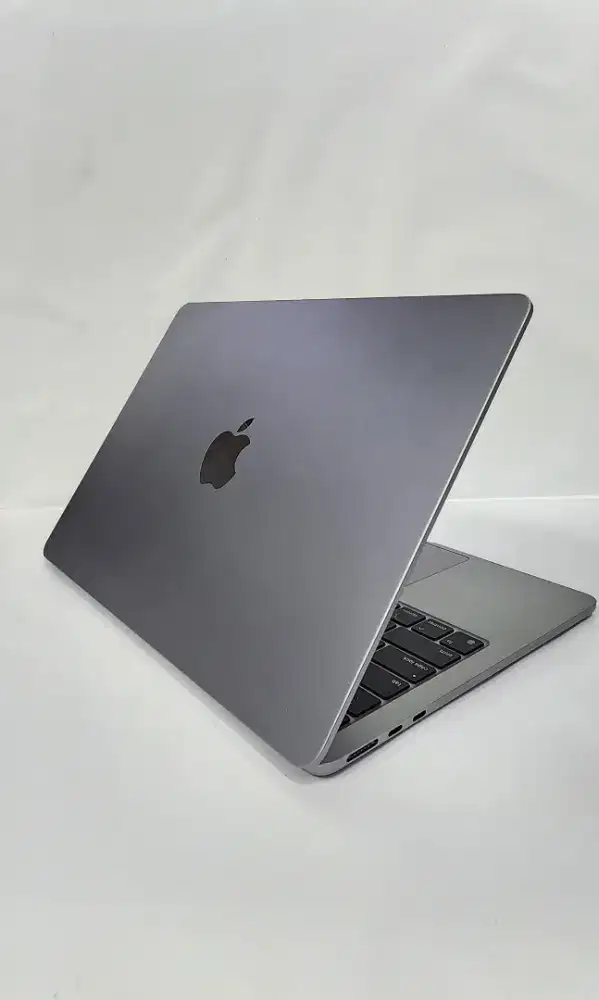 Macbook air m2 8/256 gray