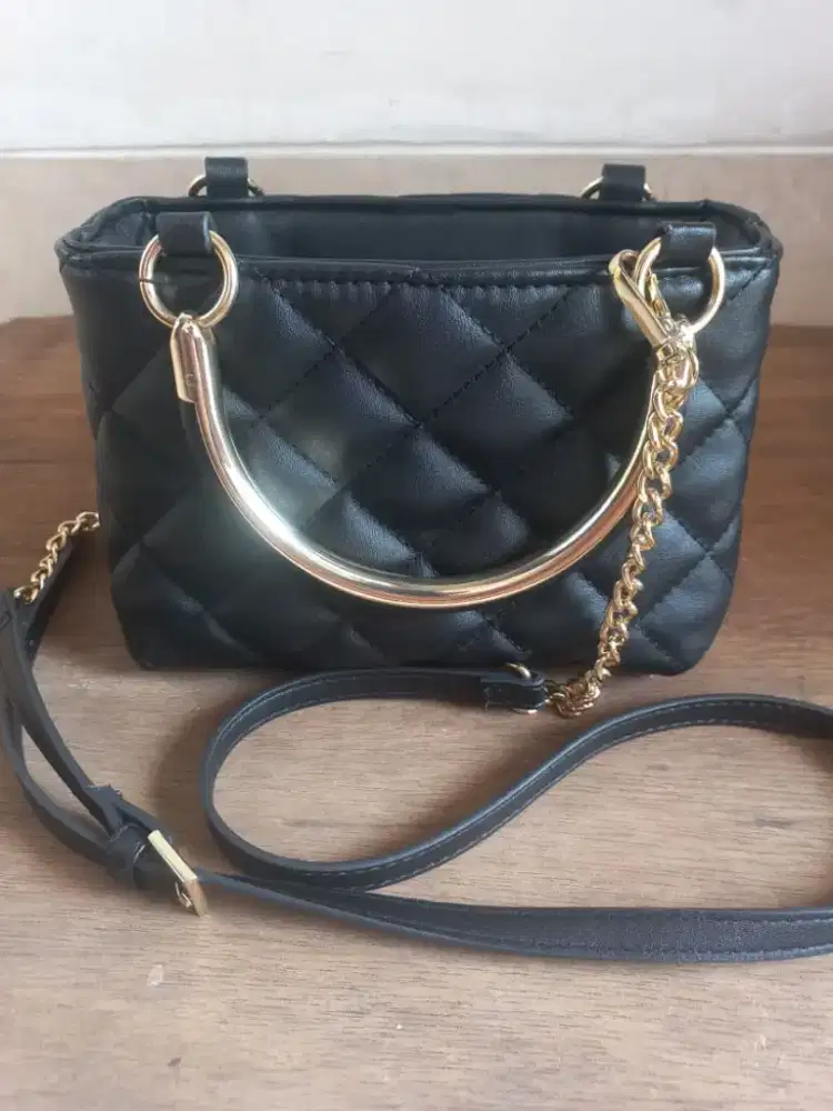Tas Primark Hitam Quilted – Like New