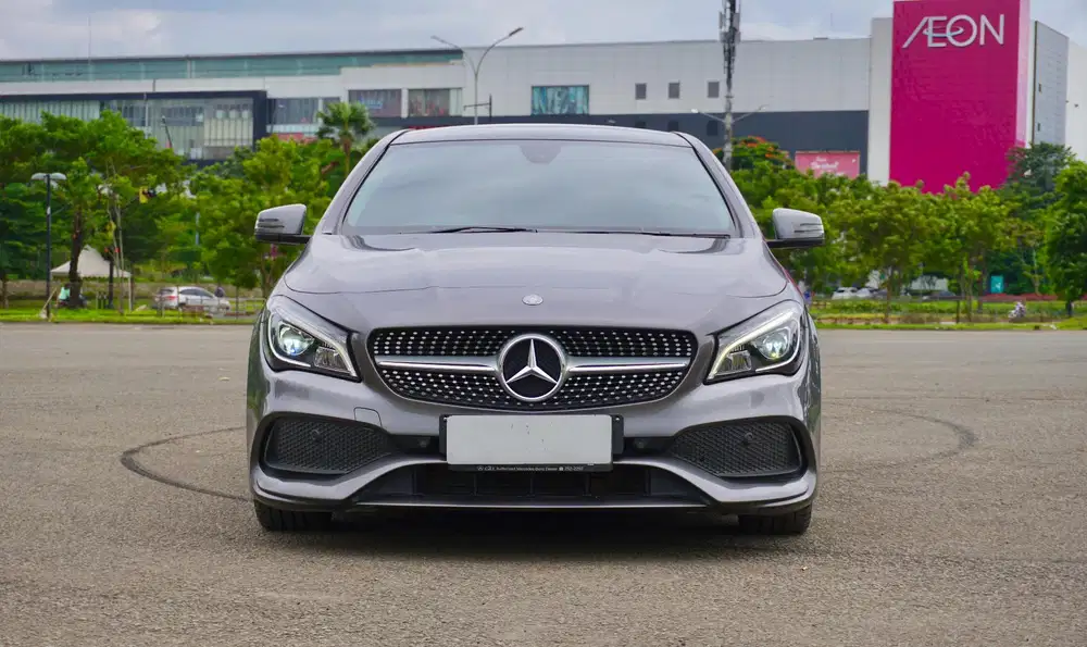 Mercedes Benz CLA200
C117 AMG Coupè Facelift 2017