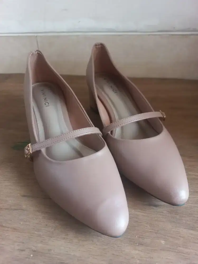 Sepatu heels wanita Vivi Nici Bianca – Milk Coffee Size 38