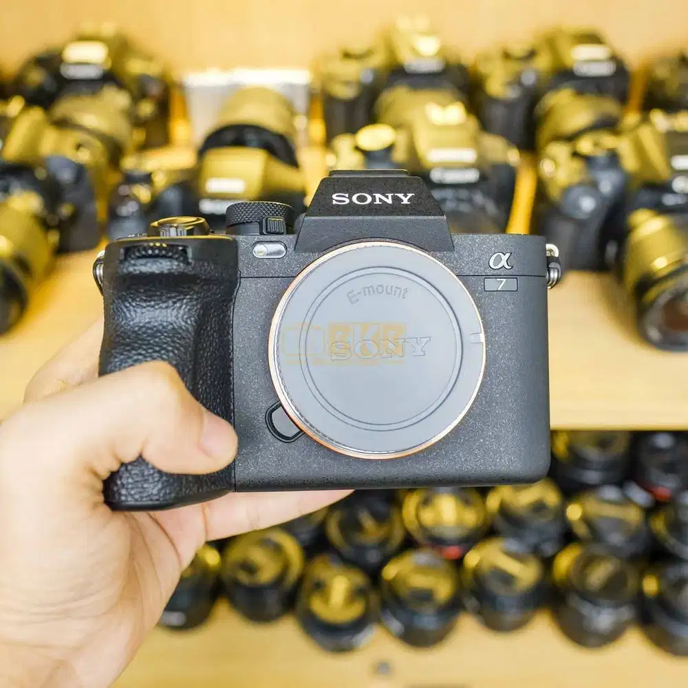 Sony A7 IV Body Only Fullset SC 8RB Mulus