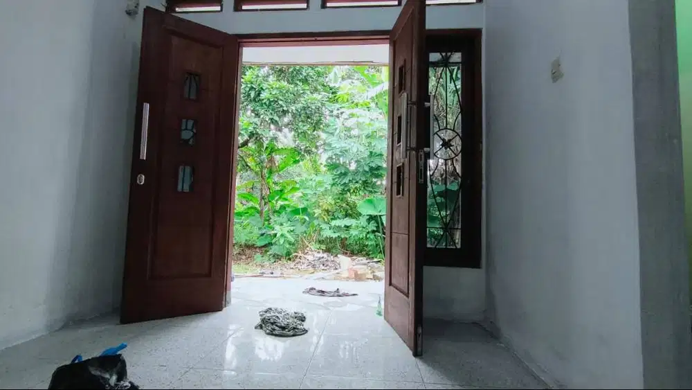 Rumah Kontrakan 2 Kamar Besar Asri Jl.Sengon Raya Setu Bekasi