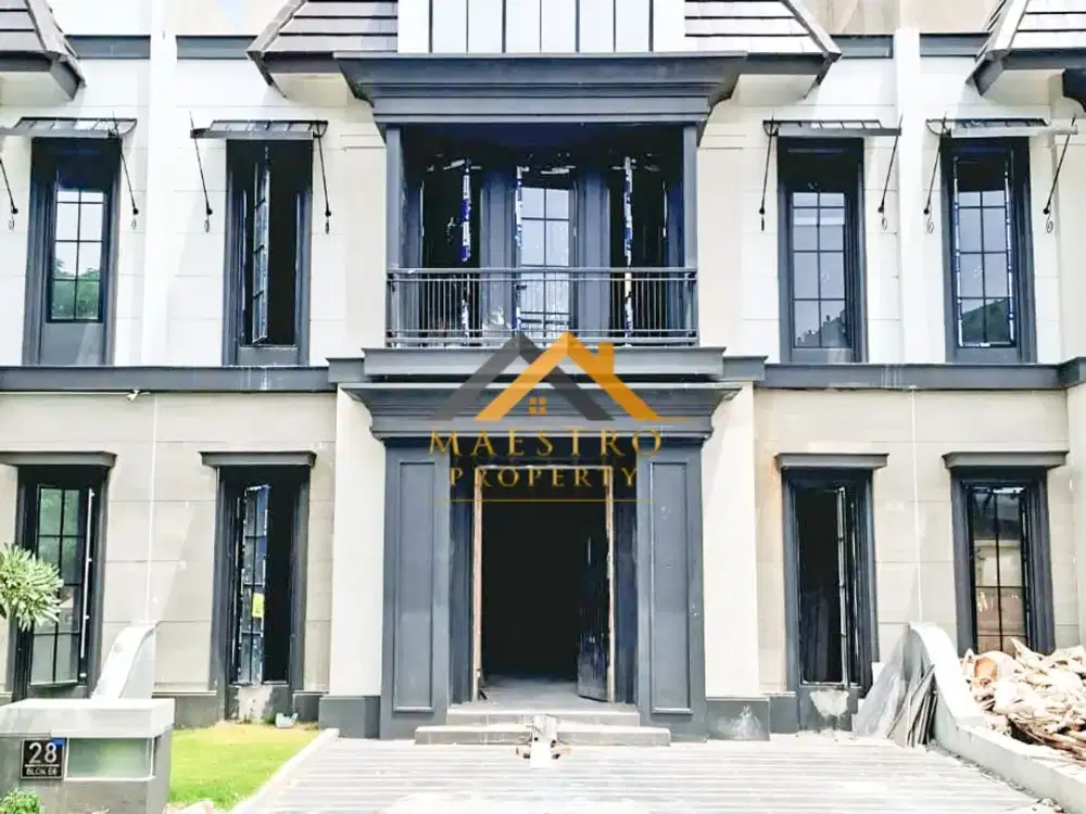 Dijual Villa 2,5 Tingkat Kondisi Kosong Komplek Citraland Gama City Cluster Rochester Park