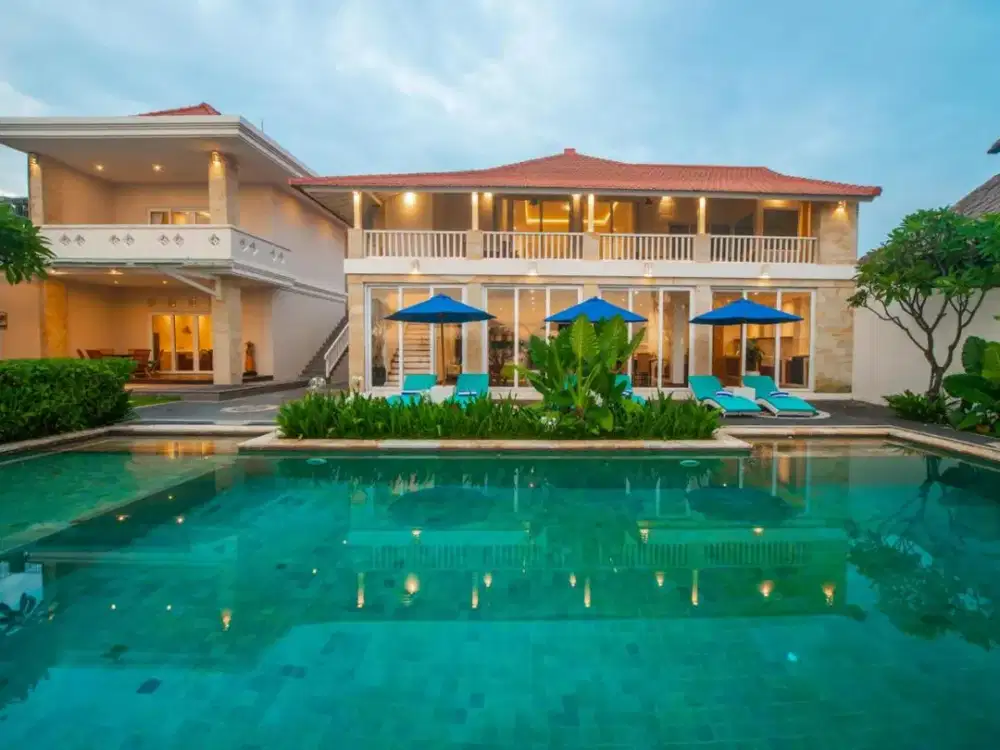 Beachfront 4 Bedroom Villa with Ocean View in Ketewel Bali for Sale Leasehold