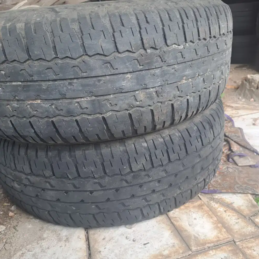 Ban fortuner pajero 265 65 17 bridgestone dueler 2pcs