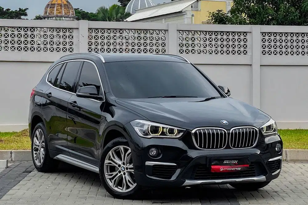 Bmw X1 1.5 sDrive18i Panoramic AT Matic 2018 Hitam Metalik.
