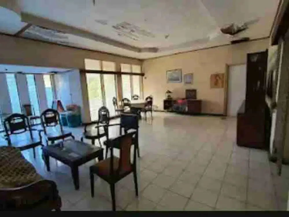 JUAL RUMAH LOKASI STRATEGIS JL KEBAYORAN BARU JAKARTA SELATAN