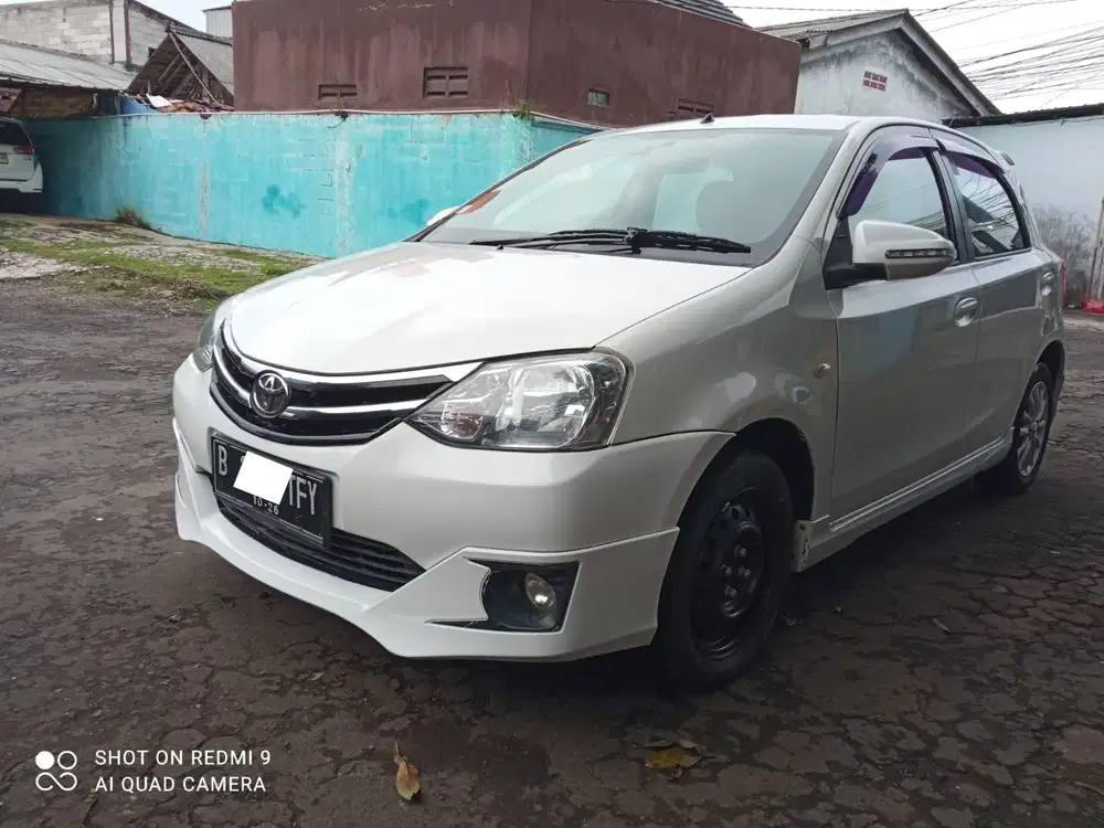 Toyota Etios Valco 2016 Bensin