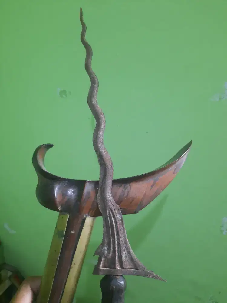 Keris sengkelat sepuh