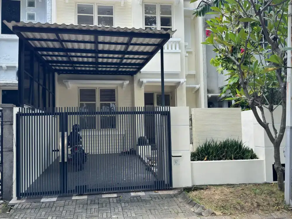 2 Lantai di Surabaya Barat Rumah Villa Sentra Raya Citraland dekat Gwalk