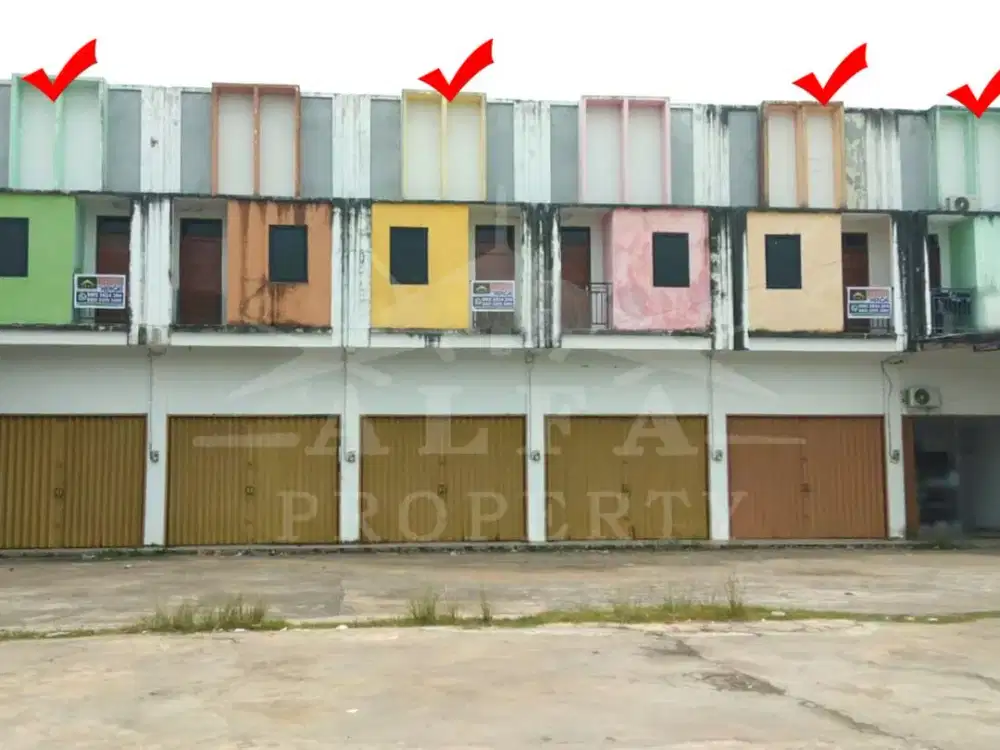 Dijual Ruko Siap Pakai Strategis Halaman Luas