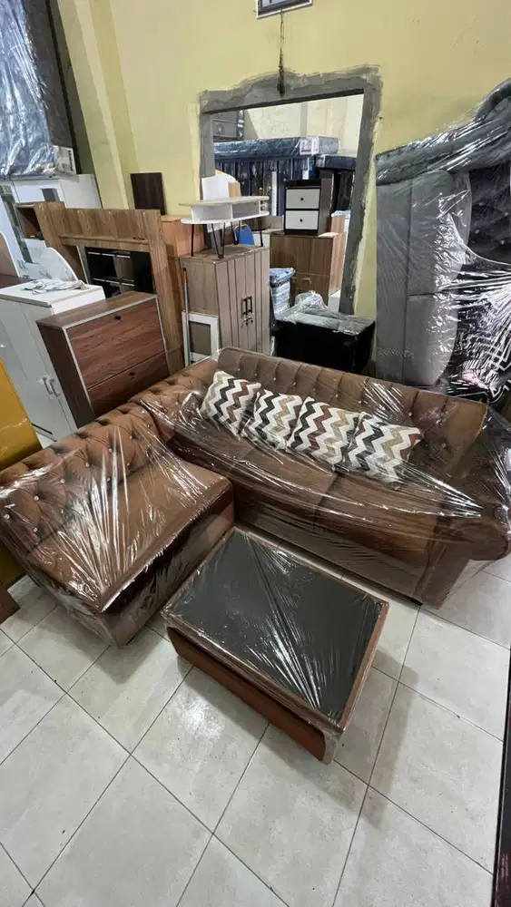 Kursi Tamu Sofa L Full Bludru Coklat/Abu