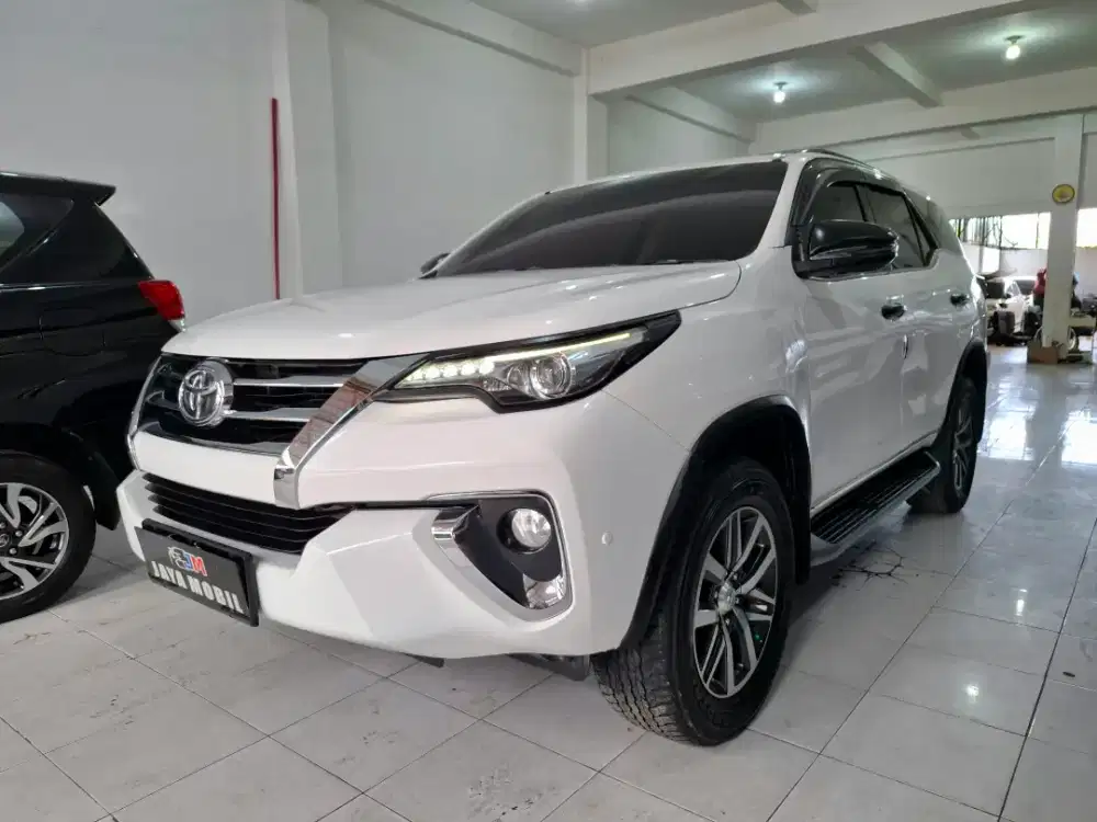 TOYOTA FORTUNER VRZ 2.4 A/T, 2017