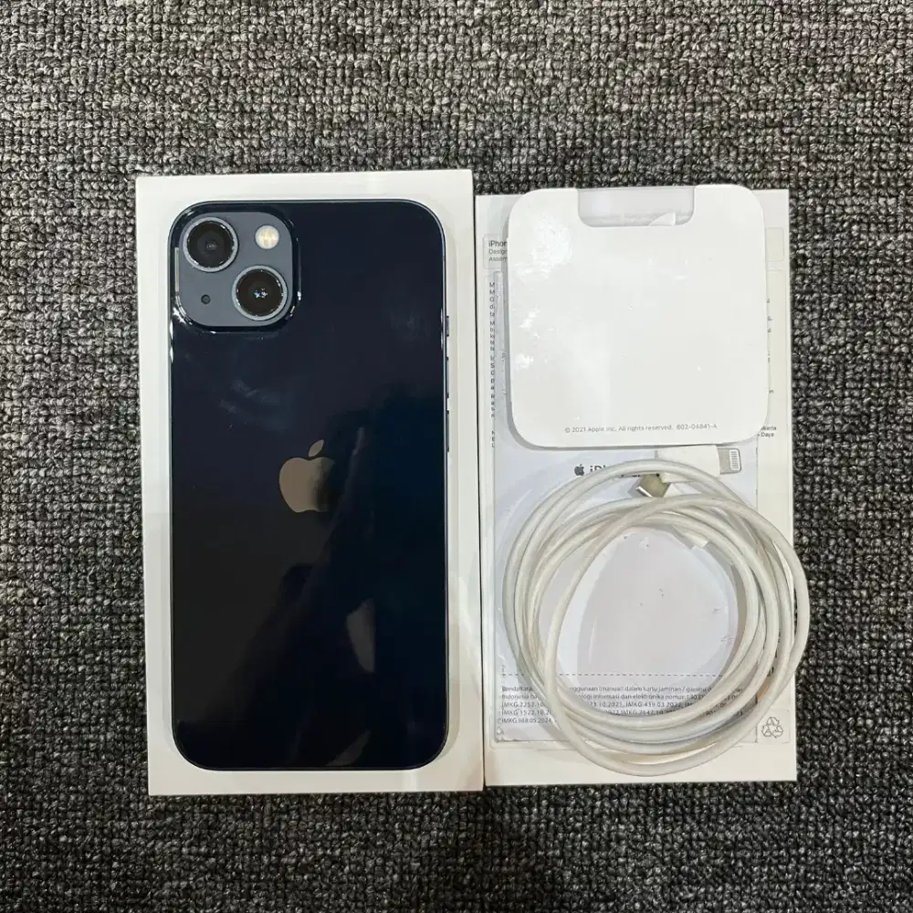 iPhone 13 midhnight 128gb Resmi ibox Bh89%