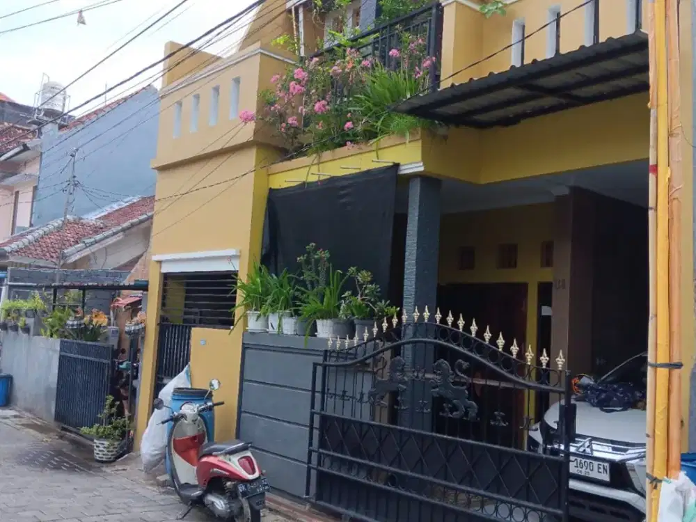 JUAL RUMAH 2 LANTAI PUSAT KOTA
