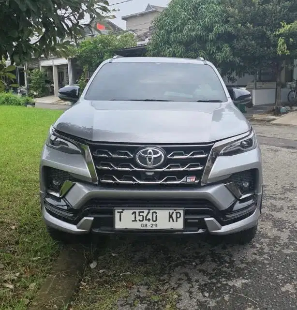 VRZ GR 2.8 Sport DsL 2024 Km 14 Ribu Antik Servis Ricord