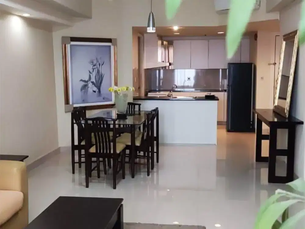 Dijual 1.4 bio, Fully Furnished 2 Bed 146m2, Middle Floor, Taman Anggrek Condominium
