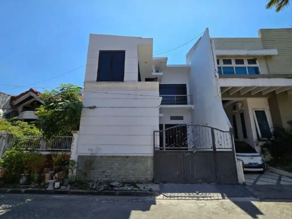 Rumah Griya Asri Pakuwon City  MINIMALIS STRATEGIS SIAP HUNI