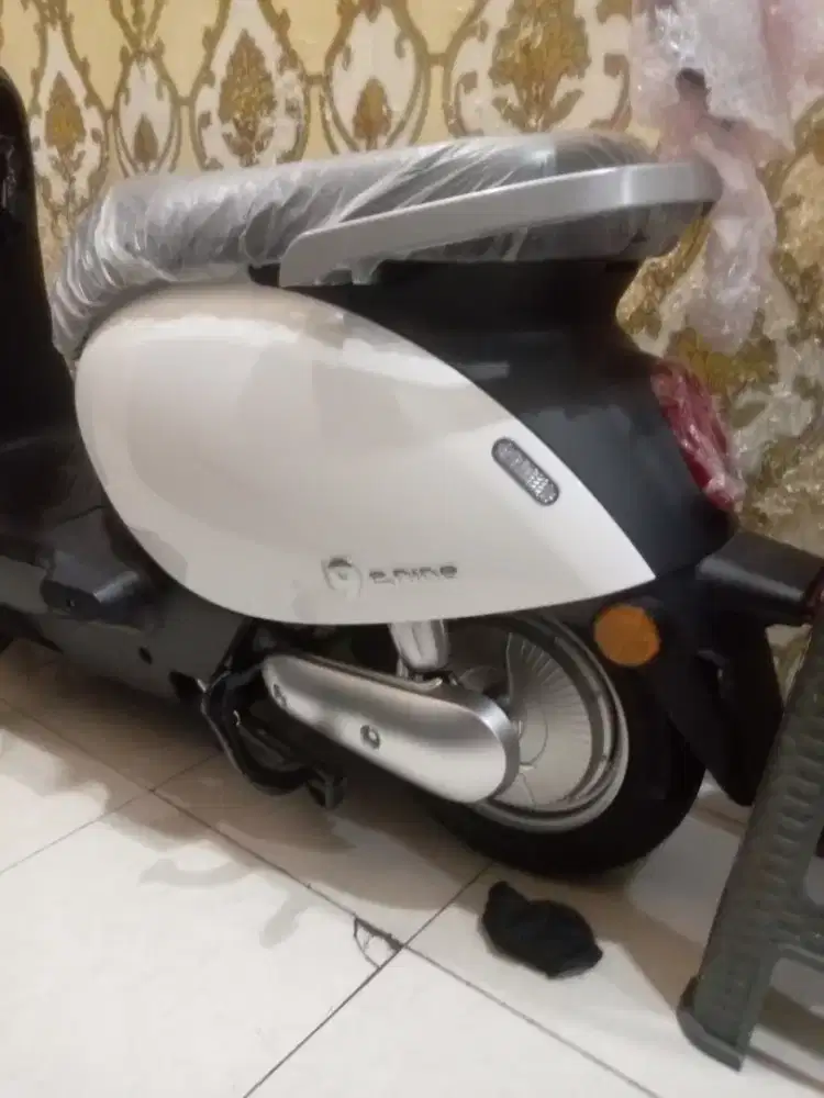 MOTOR LISTRIK TAHUN 2024 MASIH DI SEGEL, MASI DI SEGEL