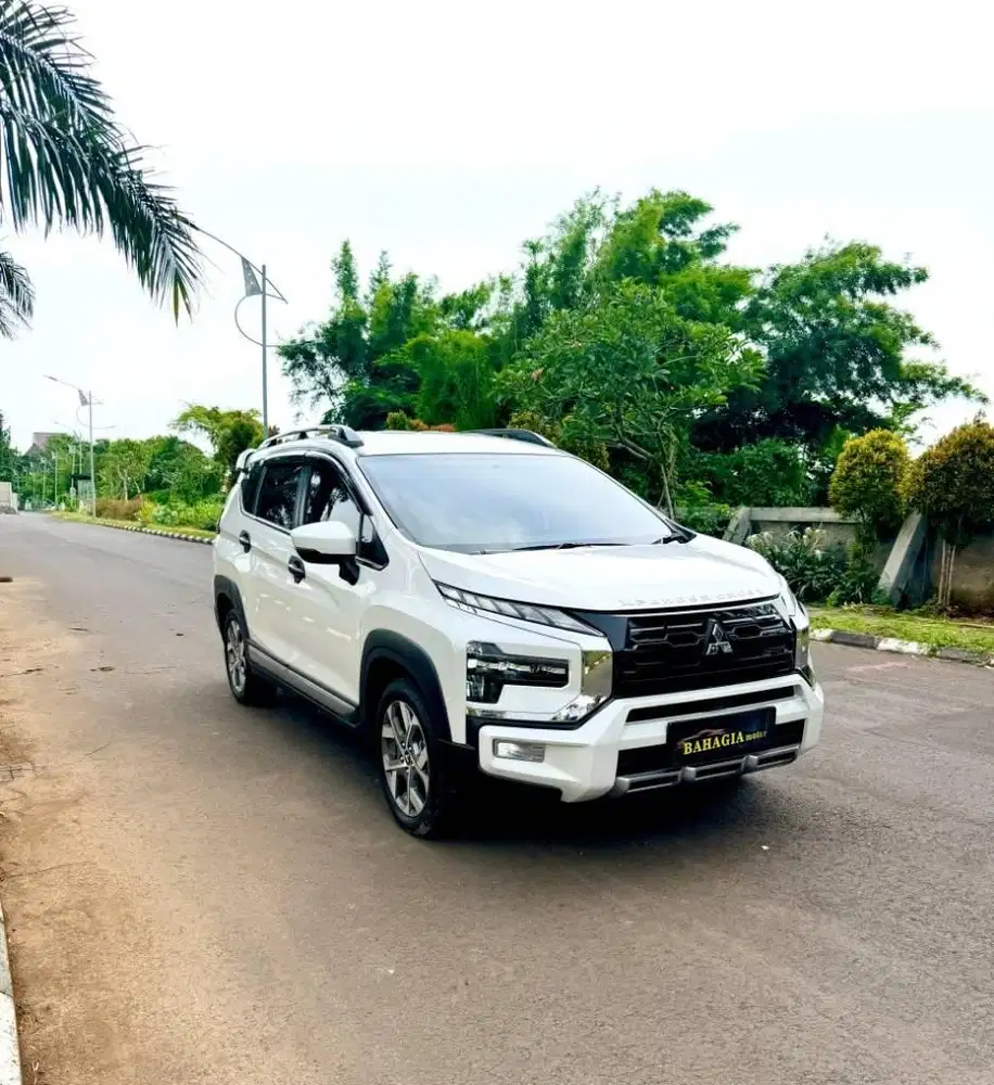 Xpander Cross Premium matic Pmk 2023